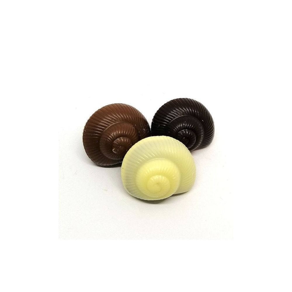 Chocolats escargots  praliné et chocolat blanc lait et noir 37,95€/kg